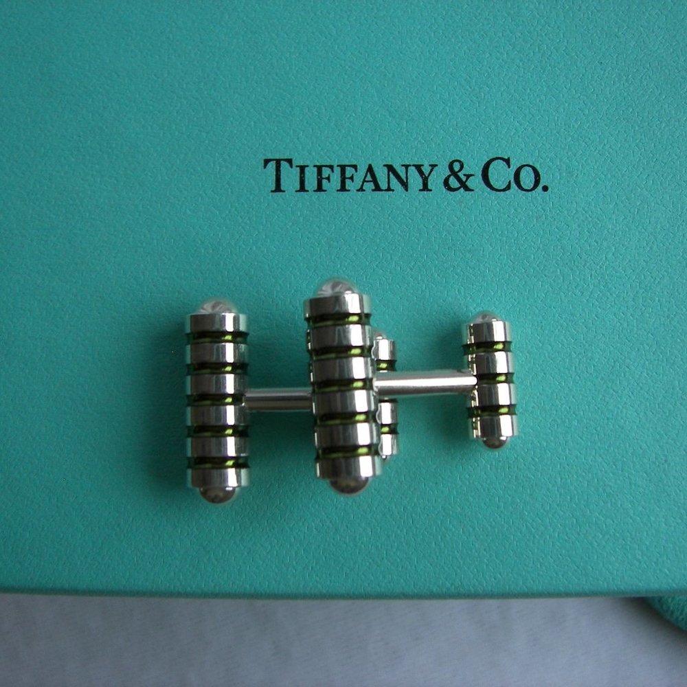 Tiffany & Co. Stering Silver and Green Enamel Paloma Picasso "Groove" Cuff Links